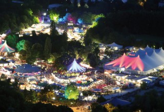 Зимний фестиваль Tollwood в Германии